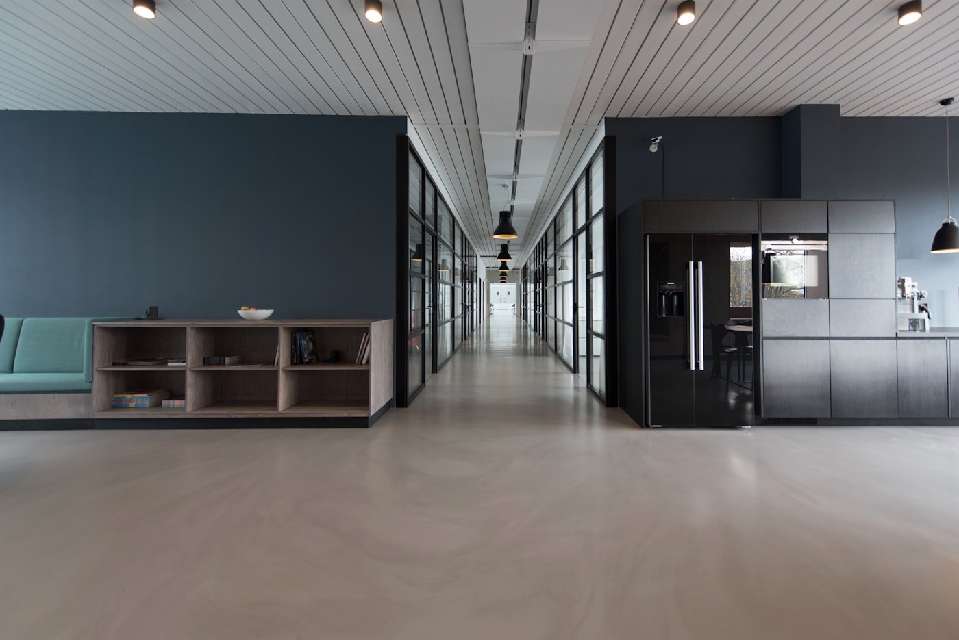 Technology-enabled modern workplace
